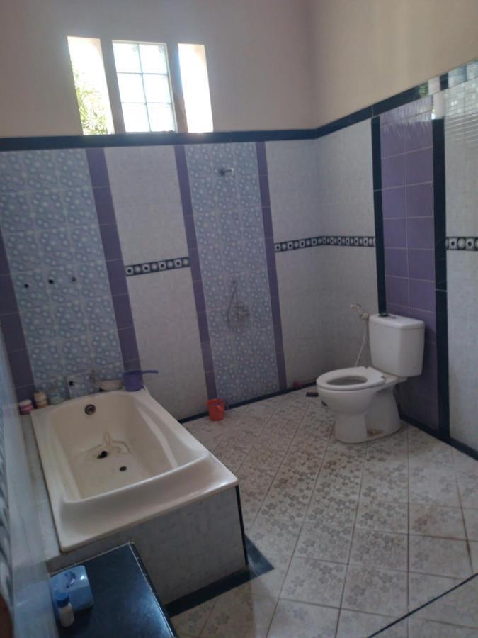 999 Khs 2 Homestay Gilimanuk Buitenkant foto