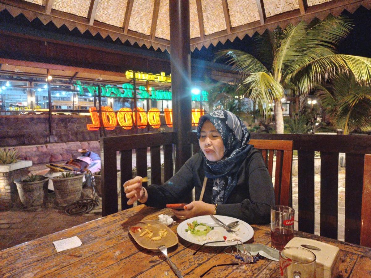 999 Khs 2 Homestay Gilimanuk Buitenkant foto