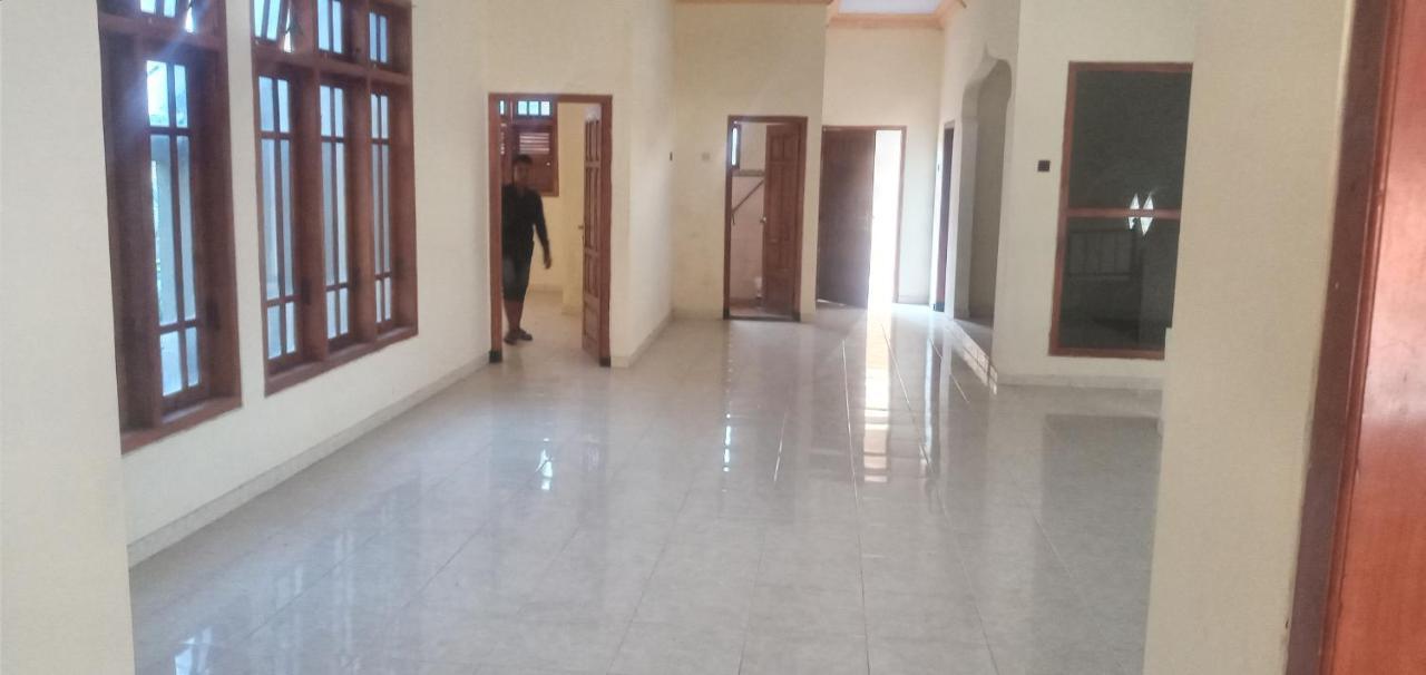 999 Khs 2 Homestay Gilimanuk Buitenkant foto