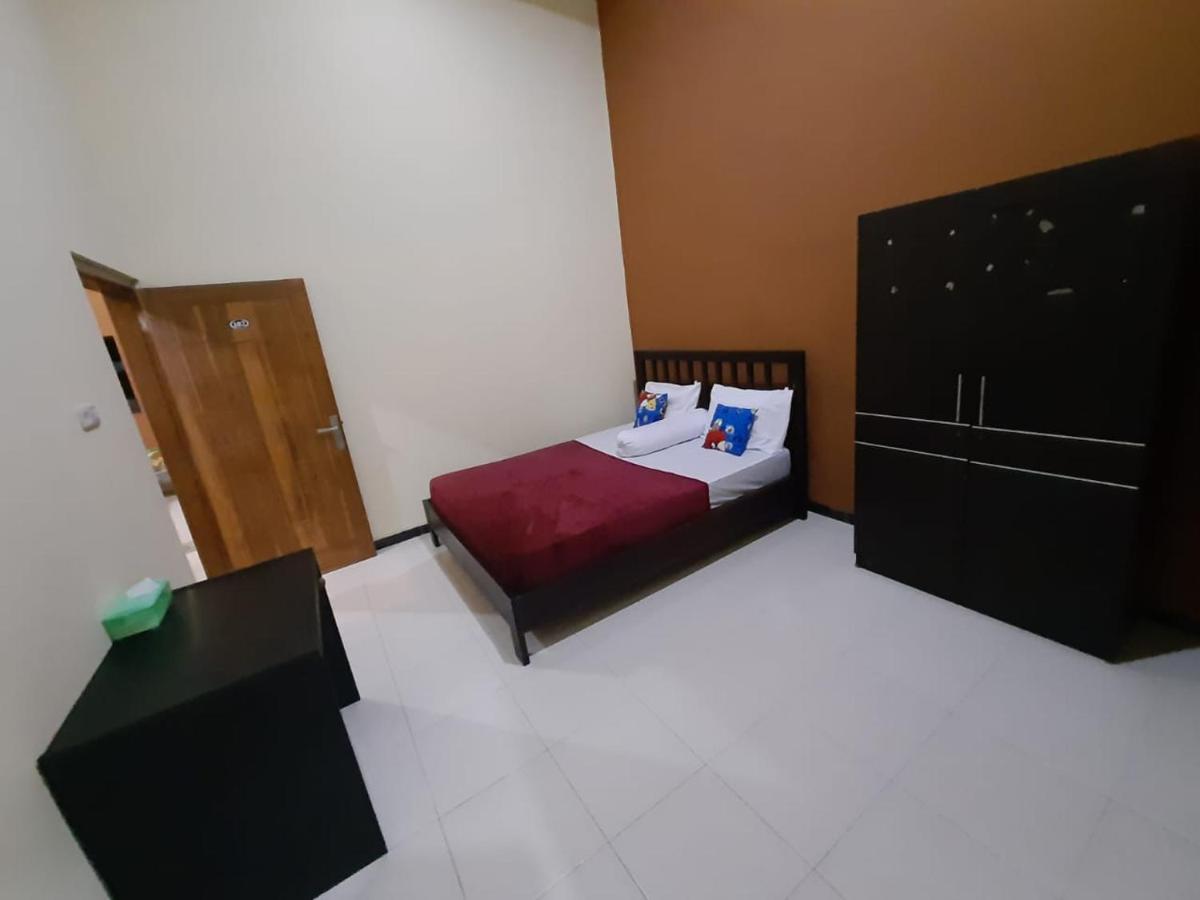999 Khs 2 Homestay Gilimanuk Buitenkant foto