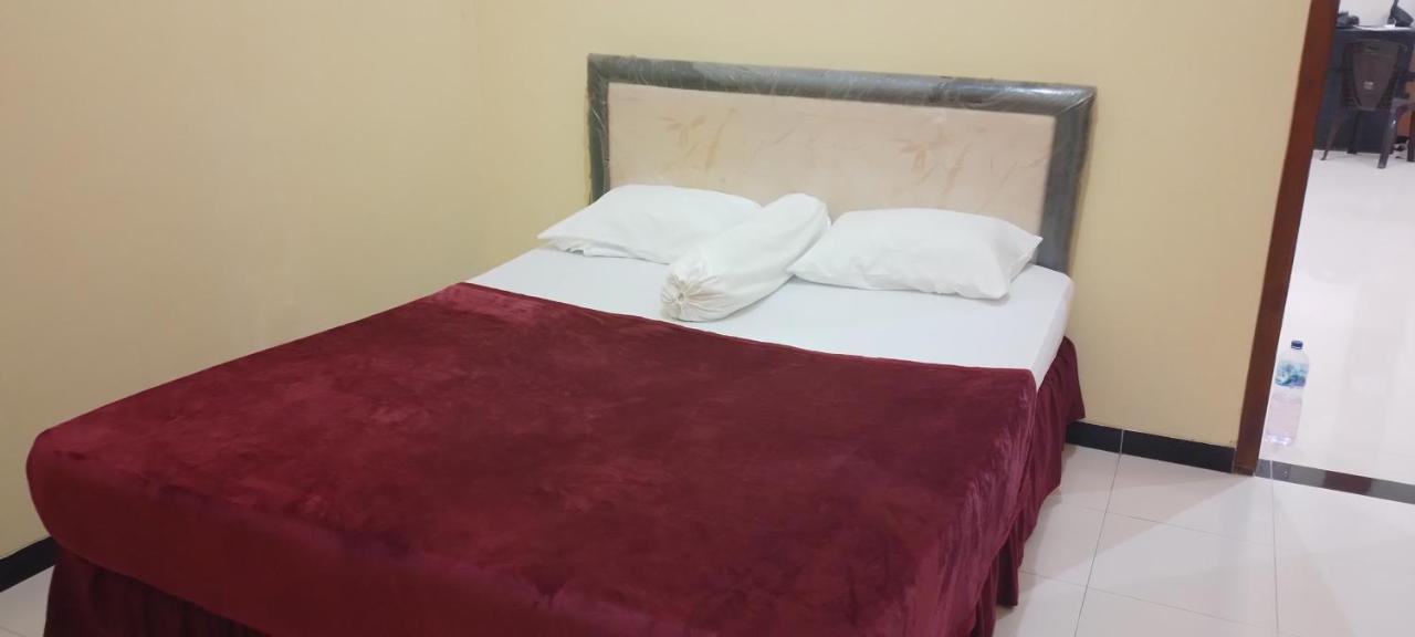 999 Khs 2 Homestay Gilimanuk Buitenkant foto