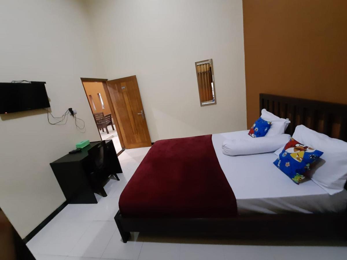 999 Khs 2 Homestay Gilimanuk Buitenkant foto
