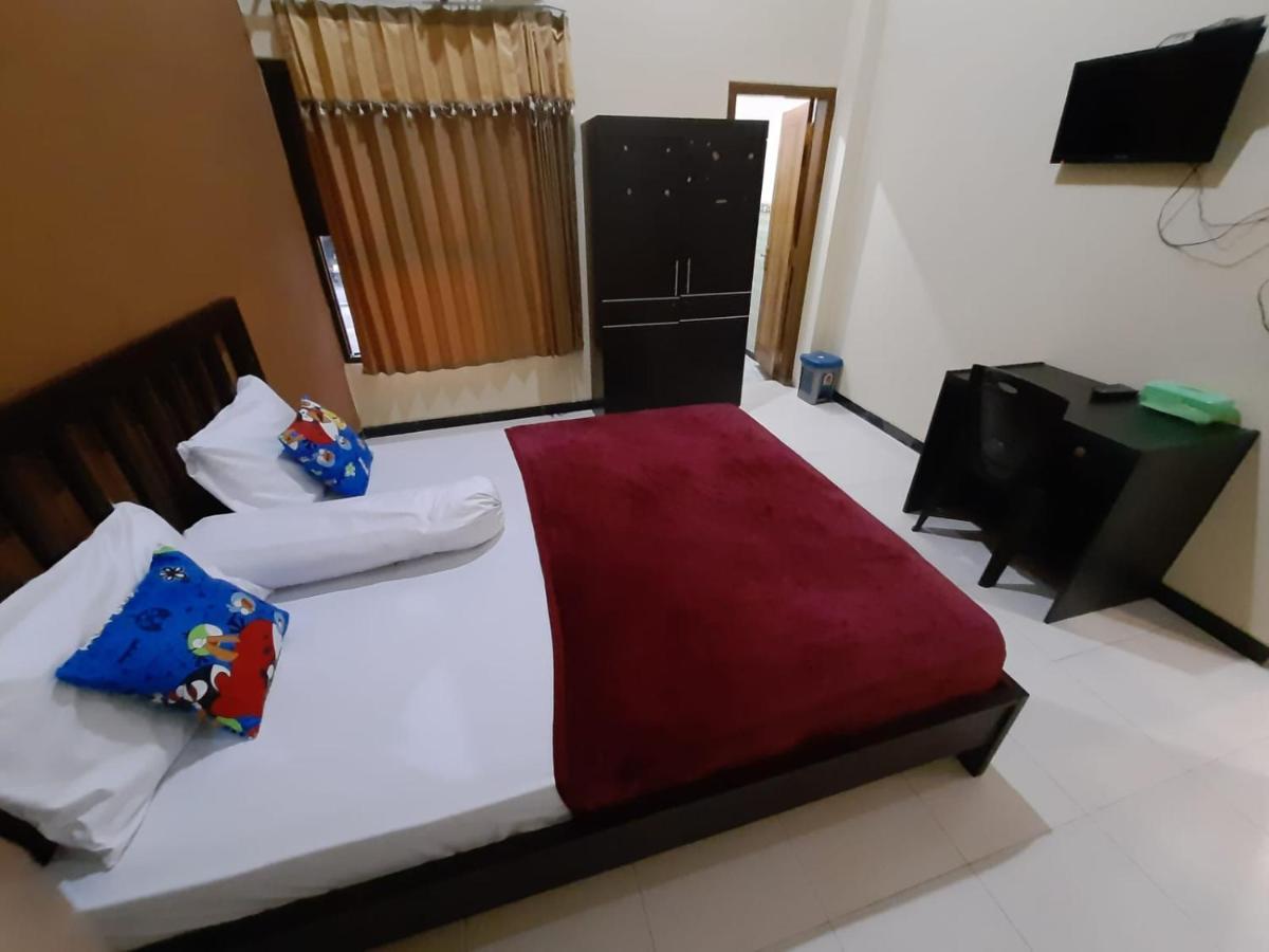 999 Khs 2 Homestay Gilimanuk Buitenkant foto