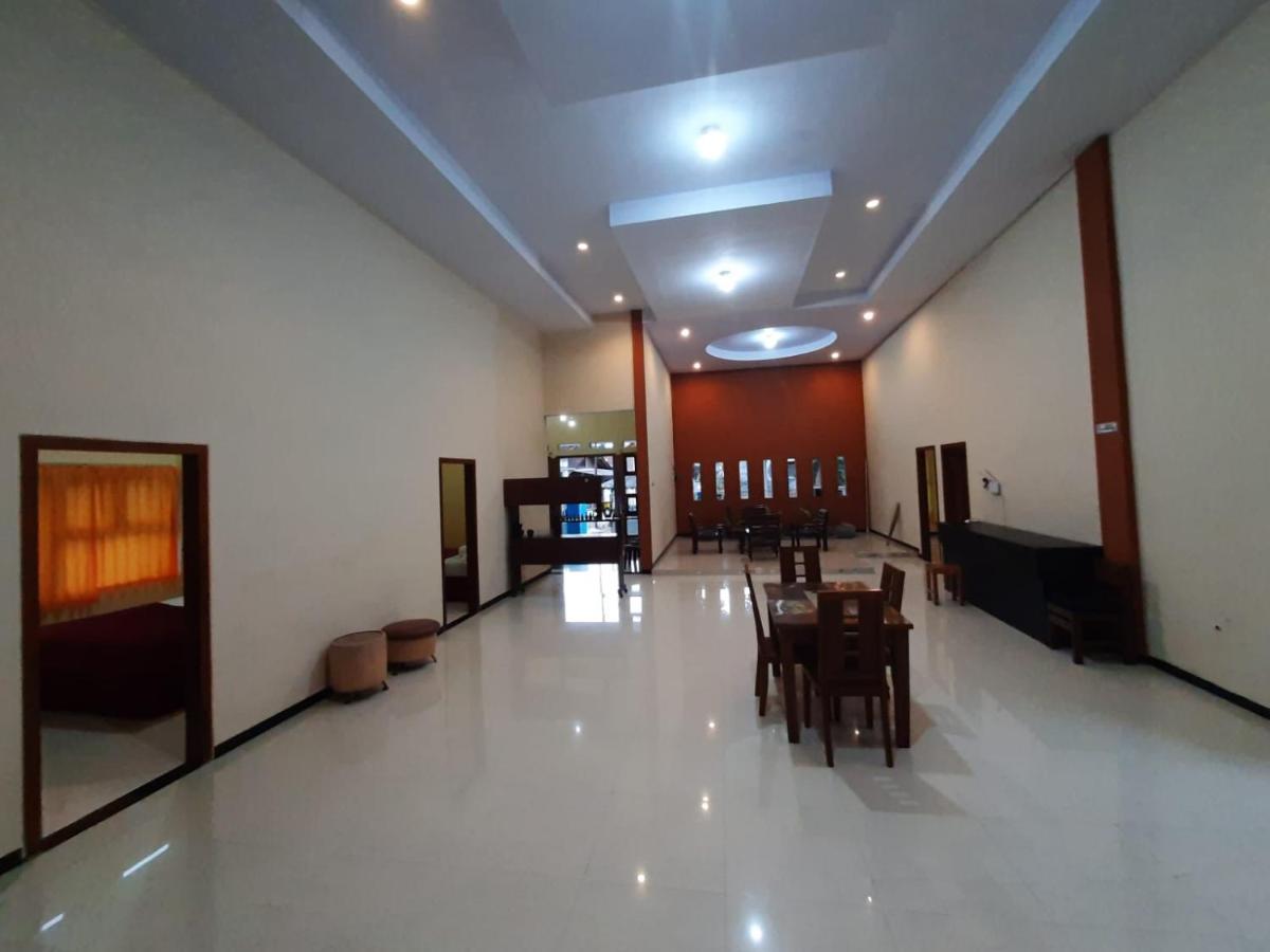 999 Khs 2 Homestay Gilimanuk Buitenkant foto