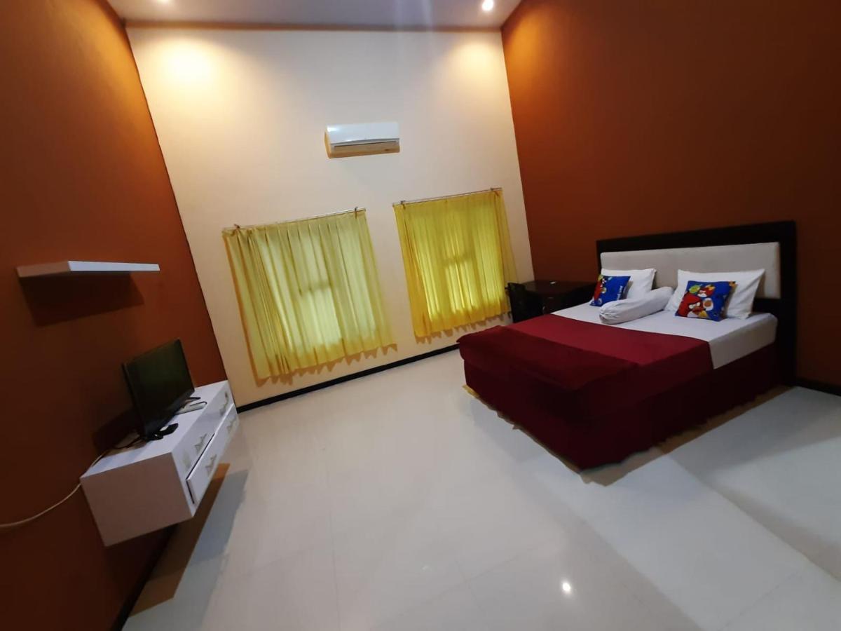 999 Khs 2 Homestay Gilimanuk Buitenkant foto