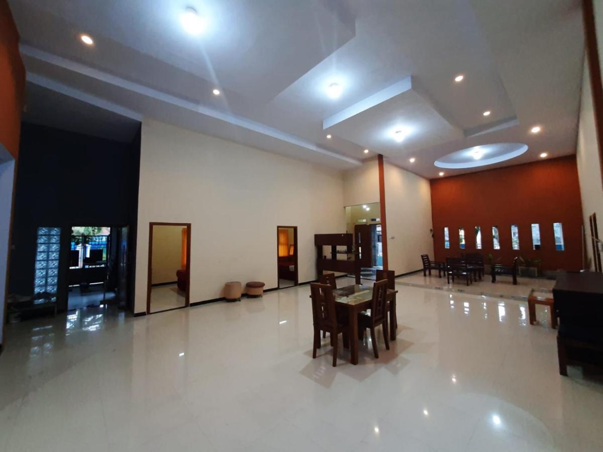 999 Khs 2 Homestay Gilimanuk Buitenkant foto