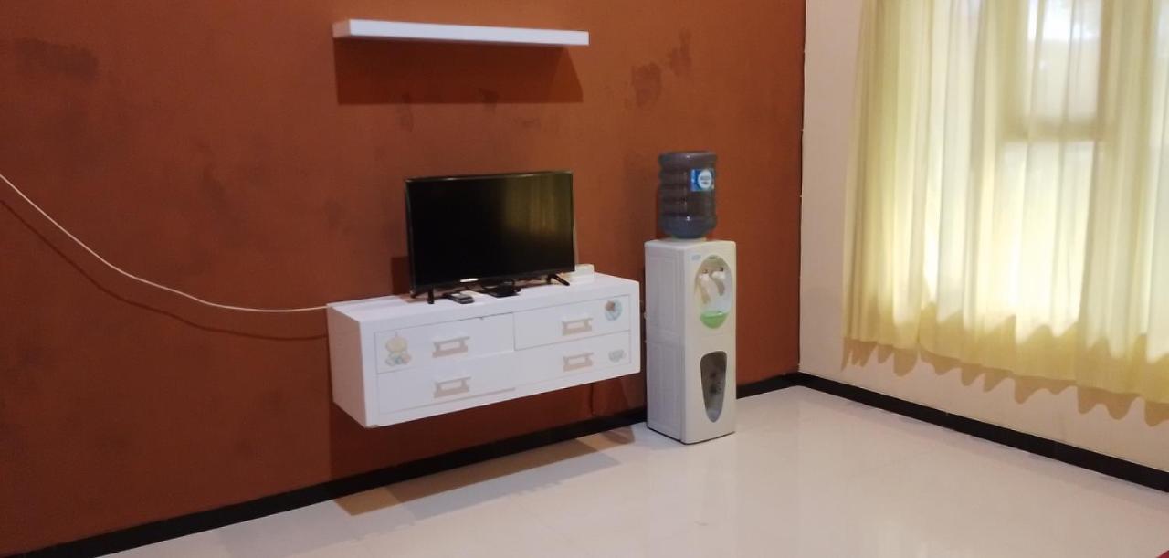 999 Khs 2 Homestay Gilimanuk Buitenkant foto