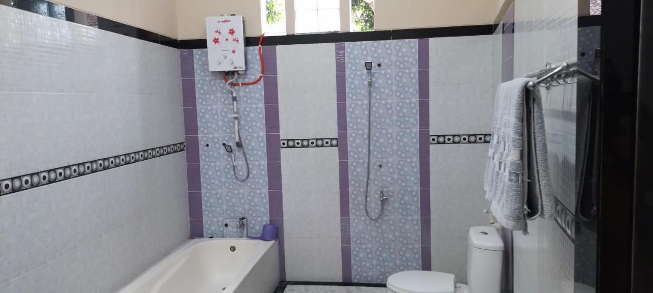 999 Khs 2 Homestay Gilimanuk Buitenkant foto